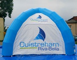 Tente gonflable pour l'office du tourisme Ouistreham Riva-Bella