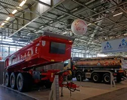 Ballon géant La Campagne pour salon du Space