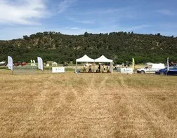 Ensemble d'orfilammes personnalisés sur évenement Jeunes Agriculteurs