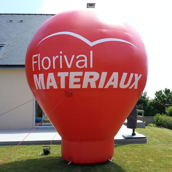 Ballon montgolfière publicitaire Florival Matériaux 